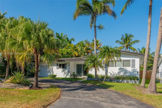1025 Washington Street, Hollywood, FL 33019