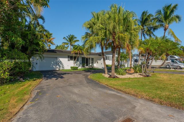 1025 Washington Street, Hollywood, FL 33019
