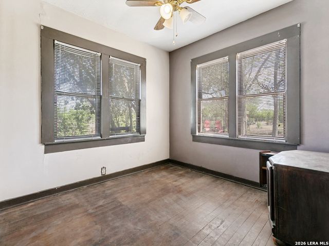 10945 Dillon Rd, Atascosa, TX 78002
