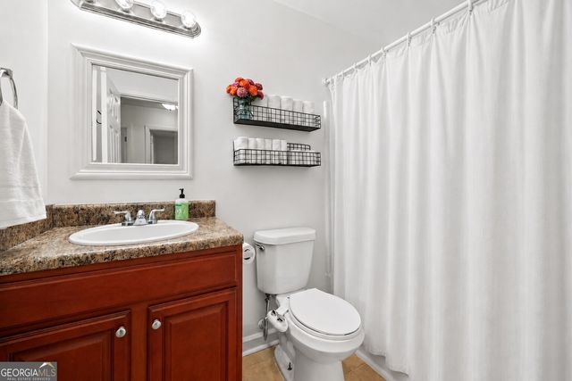 452 Kenridge Circle, Stone Mountain, GA 30083