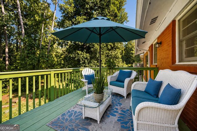 452 Kenridge Circle, Stone Mountain, GA 30083