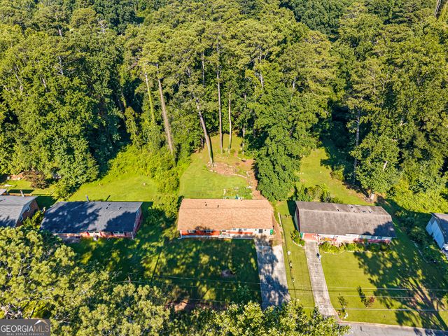 452 Kenridge Circle, Stone Mountain, GA 30083
