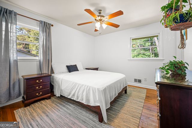 452 Kenridge Circle, Stone Mountain, GA 30083