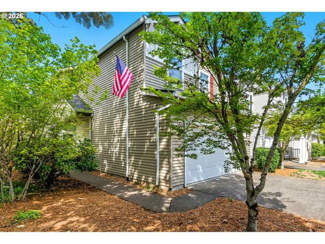 3201 Se ROBIN Cir, Hillsboro, OR 97123