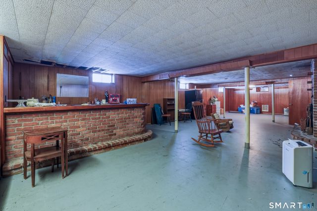 15 Pollys Lane, Montville, CT 06382