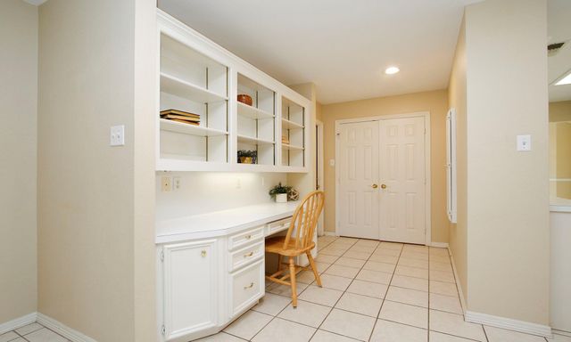 422 Cherry Laurel Drive, Tomball, TX 77375