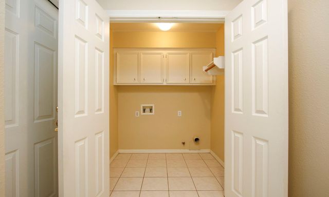 422 Cherry Laurel Drive, Tomball, TX 77375