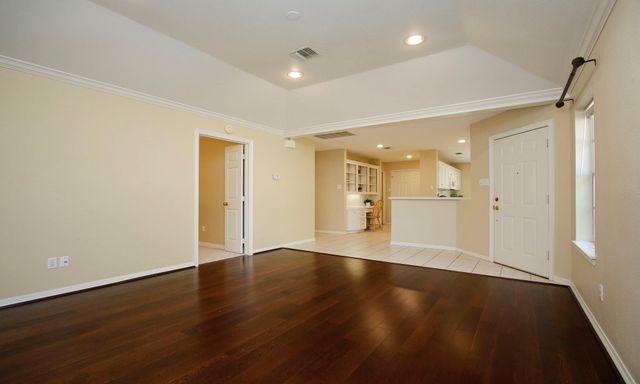 422 Cherry Laurel Drive, Tomball, TX 77375