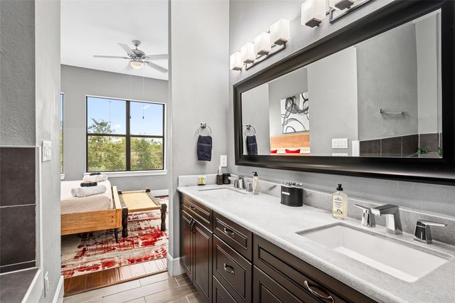 2104 Webster Street, Houston, TX 77003