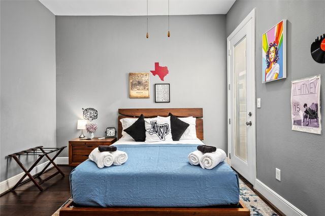 2104 Webster Street, Houston, TX 77003