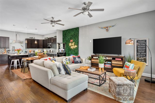 2104 Webster Street, Houston, TX 77003