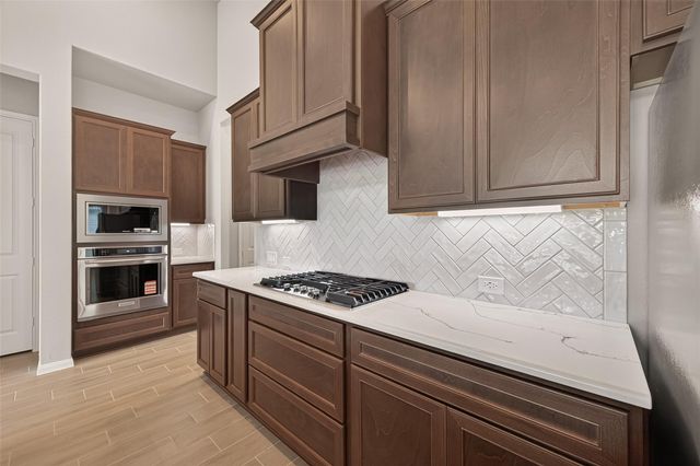 27003 Estella Meadow Lane, Richmond, TX 77406