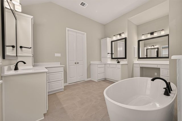 27003 Estella Meadow Lane, Richmond, TX 77406