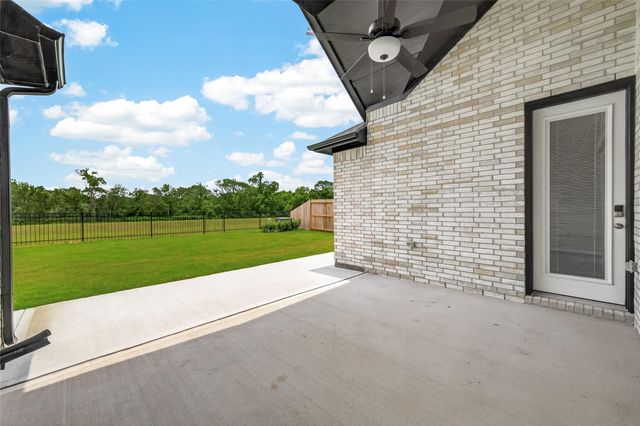 27003 Estella Meadow Lane, Richmond, TX 77406