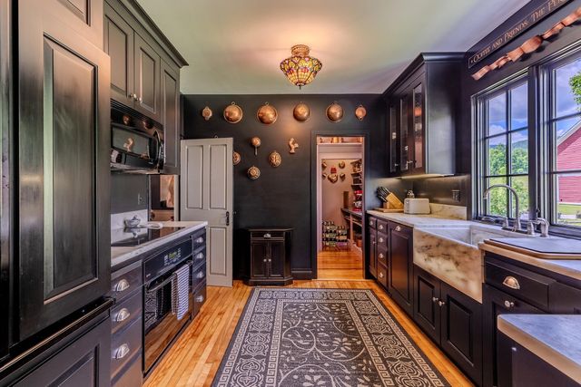13 Bliss Road, Tinmouth, VT 05773