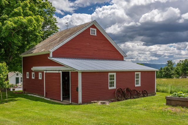 13 Bliss Road, Tinmouth, VT 05773
