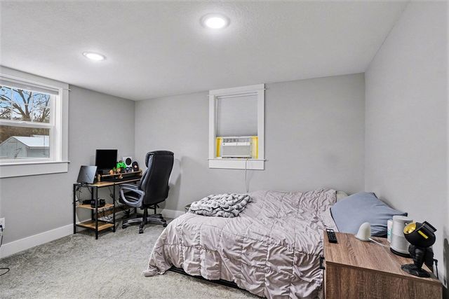 2731 Valk Street, Norton Shores, MI 49444