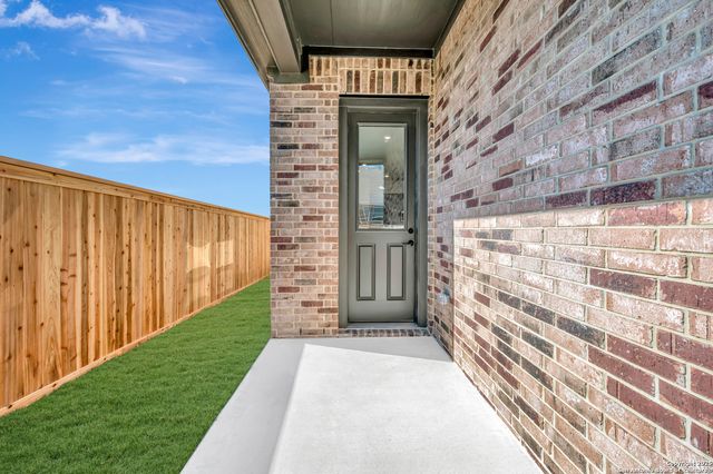 111 Permila, New Braunfels, TX 78130