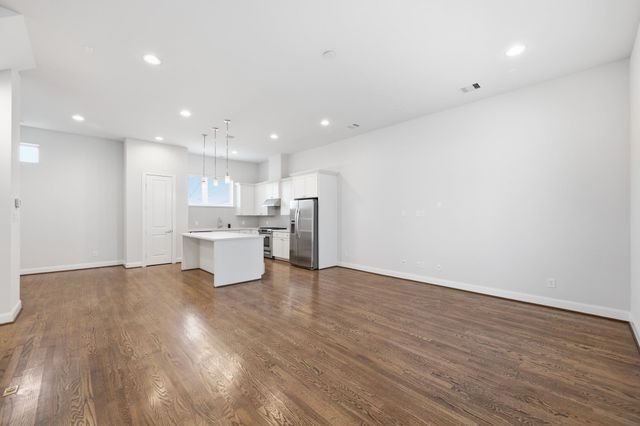 1225 Bonner Street, Houston, TX 77007