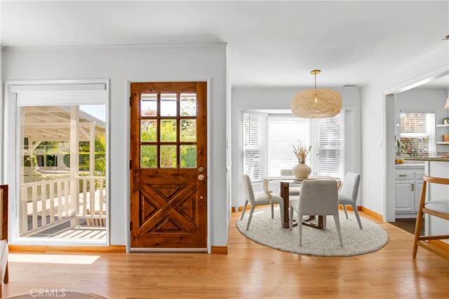 424 S Meadows Ave, Manhattan Beach, CA 90266