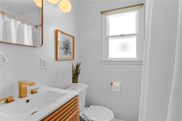 424 S Meadows Ave, Manhattan Beach, CA 90266