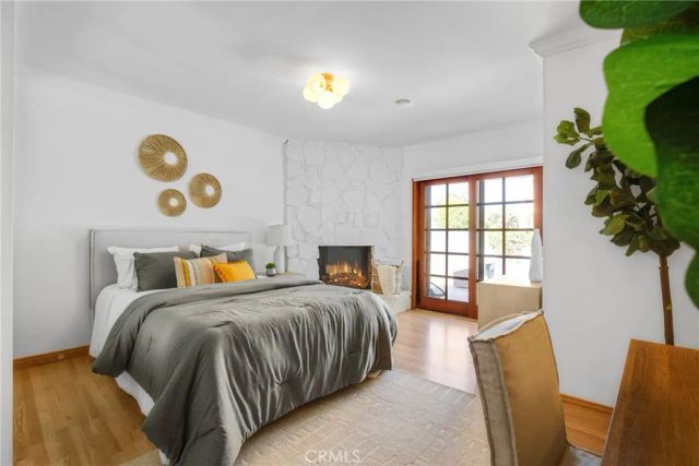 424 S Meadows Ave, Manhattan Beach, CA 90266