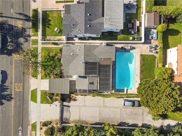 424 S Meadows Ave, Manhattan Beach, CA 90266