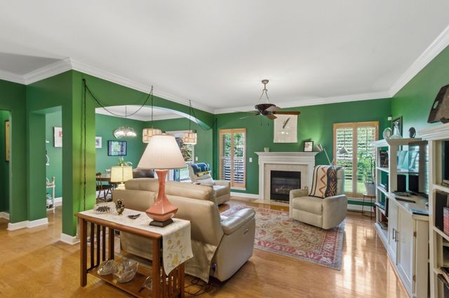 917 Falling Water Ct, Nashville, TN 37221