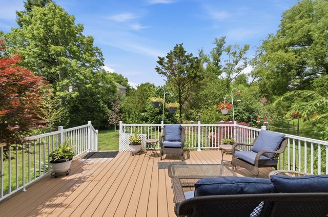 917 Falling Water Ct, Nashville, TN 37221