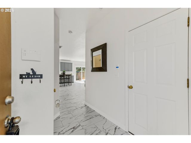 2998 Se TURNER CREEK Dr, Hillsboro, OR 97123