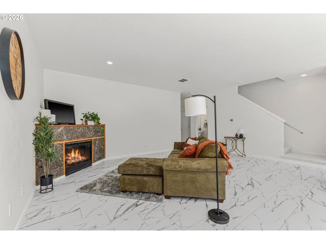 2998 Se TURNER CREEK Dr, Hillsboro, OR 97123