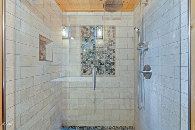 503 Deer Path Lane, Gatlinburg, TN 37738