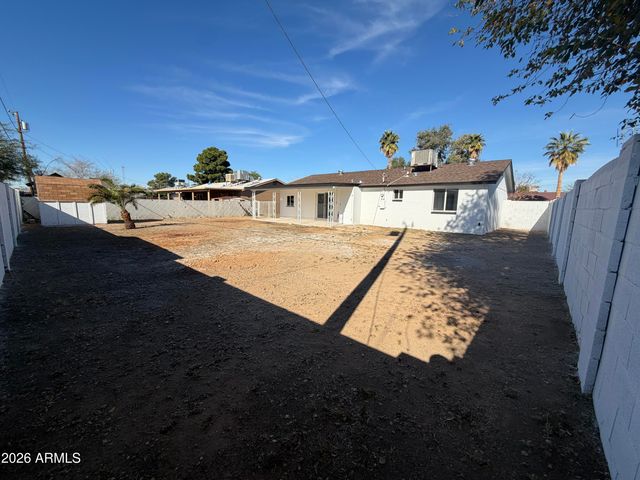 3471 E DELCOA Drive, Phoenix, AZ 85032