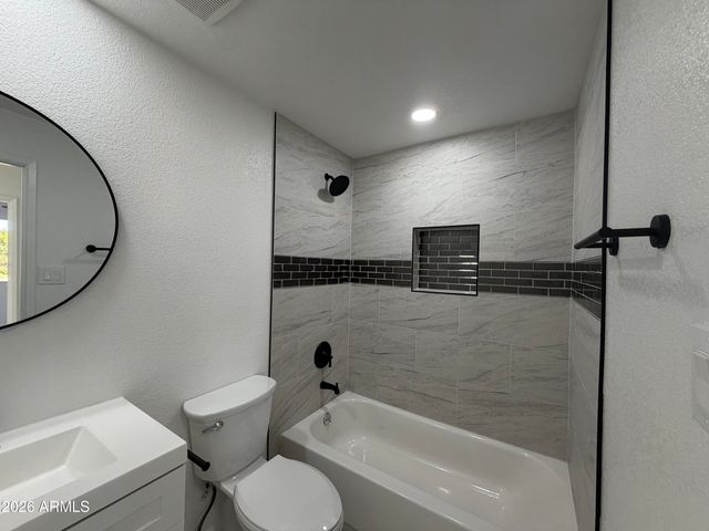 3471 E DELCOA Drive, Phoenix, AZ 85032