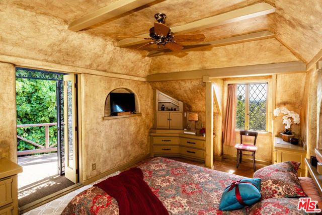 769 Bonita Drive, South Pasadena, CA 91030