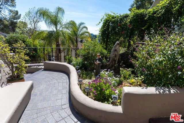 769 Bonita Drive, South Pasadena, CA 91030