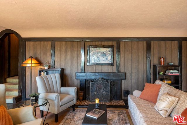 769 Bonita Drive, South Pasadena, CA 91030