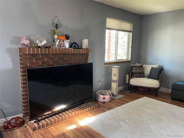 972 S Yukon St, Lakewood, CO 80226