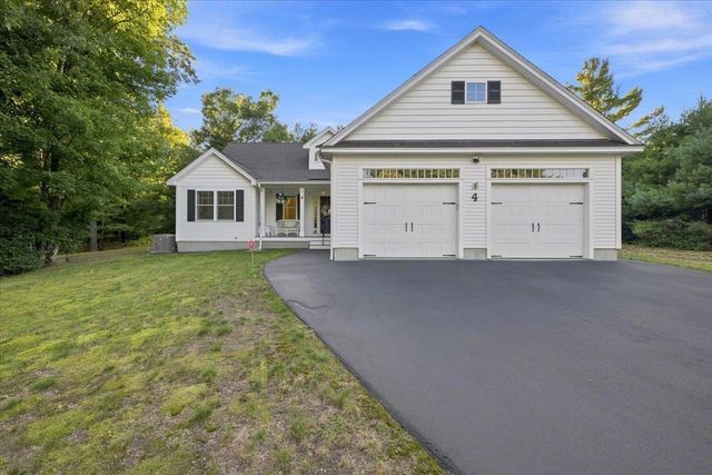 4 Sunningdale Drive, Somersworth, NH 03878