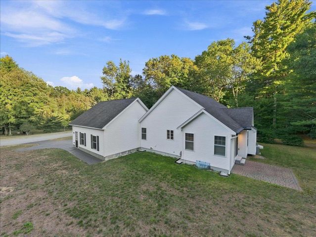 4 Sunningdale Drive, Somersworth, NH 03878