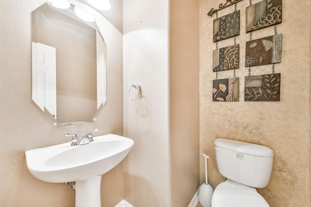 2301 Da Vinci Drive, Pearland, TX 77581