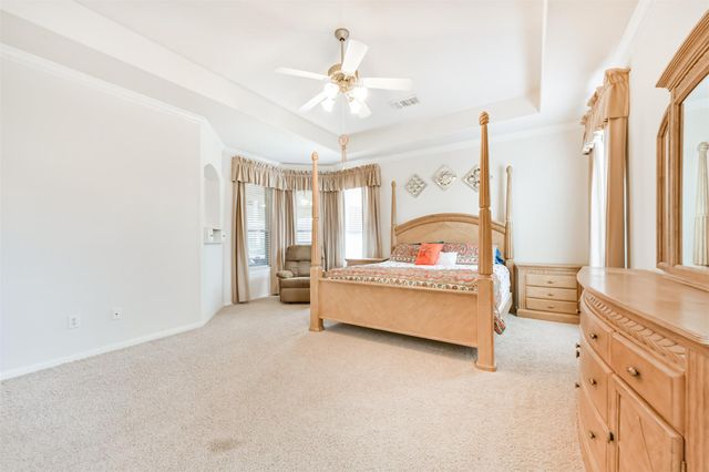 2301 Da Vinci Drive, Pearland, TX 77581