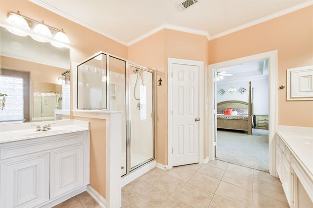 2301 Da Vinci Drive, Pearland, TX 77581