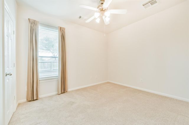 2301 Da Vinci Drive, Pearland, TX 77581