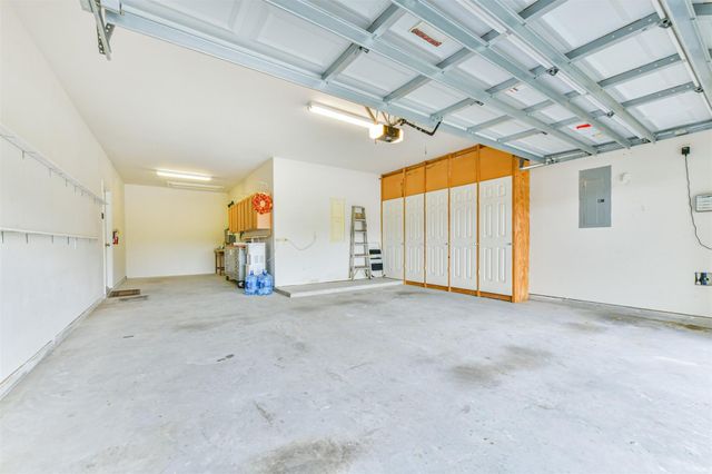 2301 Da Vinci Drive, Pearland, TX 77581