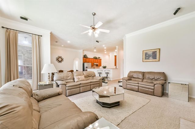 2301 Da Vinci Drive, Pearland, TX 77581