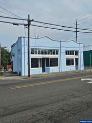 1671 Center St NE, Salem, OR 97301