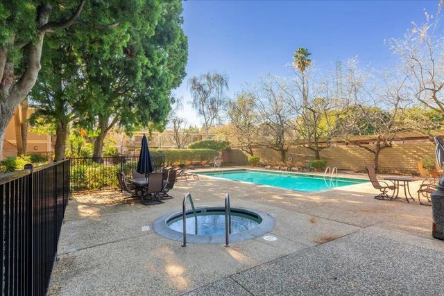 280 Easy Street 307, Mountain View, CA 94043