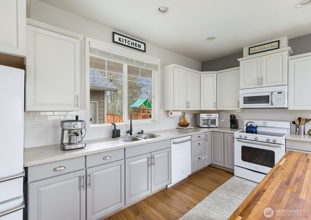 16403 77th Avenue Ct E, Puyallup, WA 98375