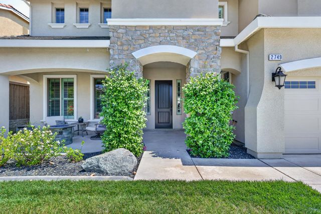 2749 Lincoln Airpark Dr, Lincoln, CA 95648